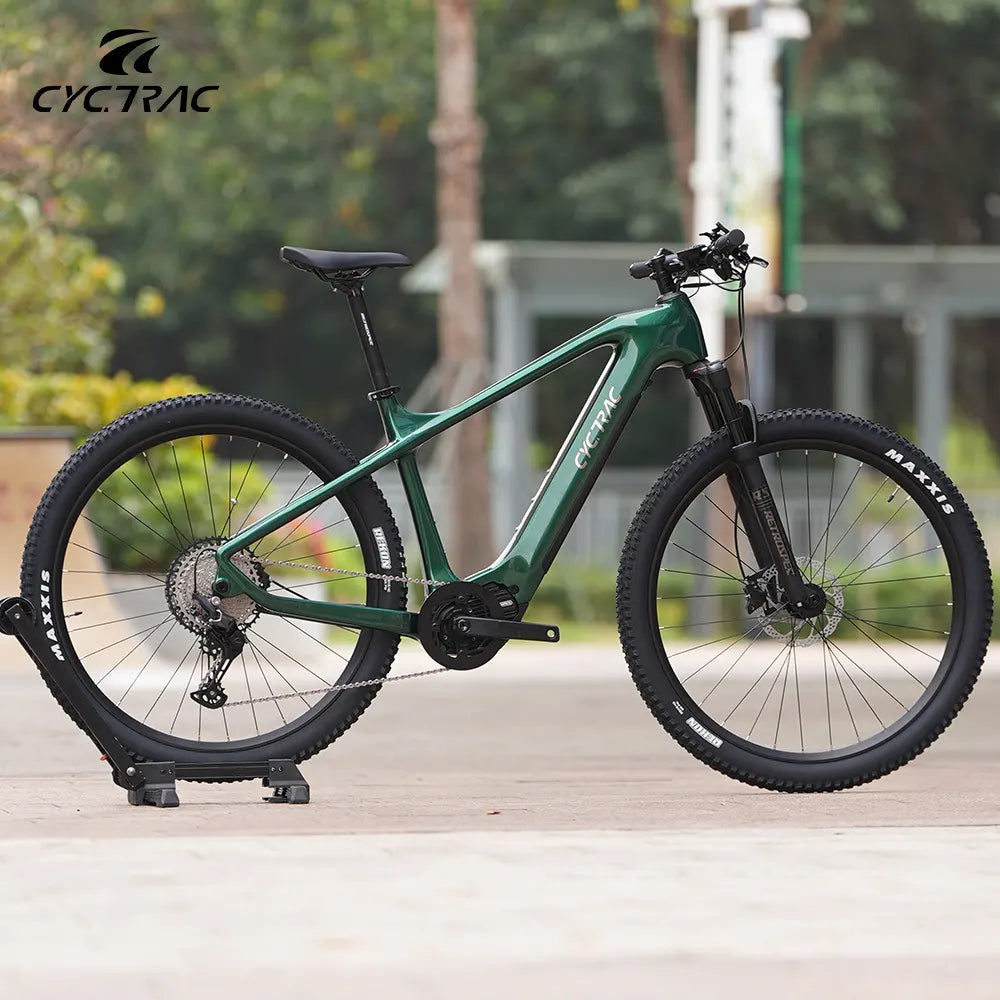 EM8 Carbon